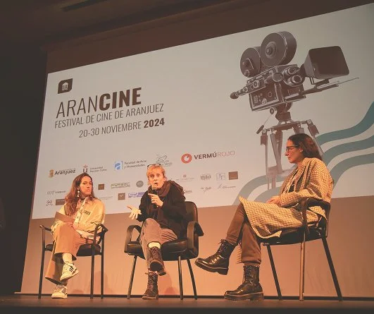 Mesa redonda durante el festival