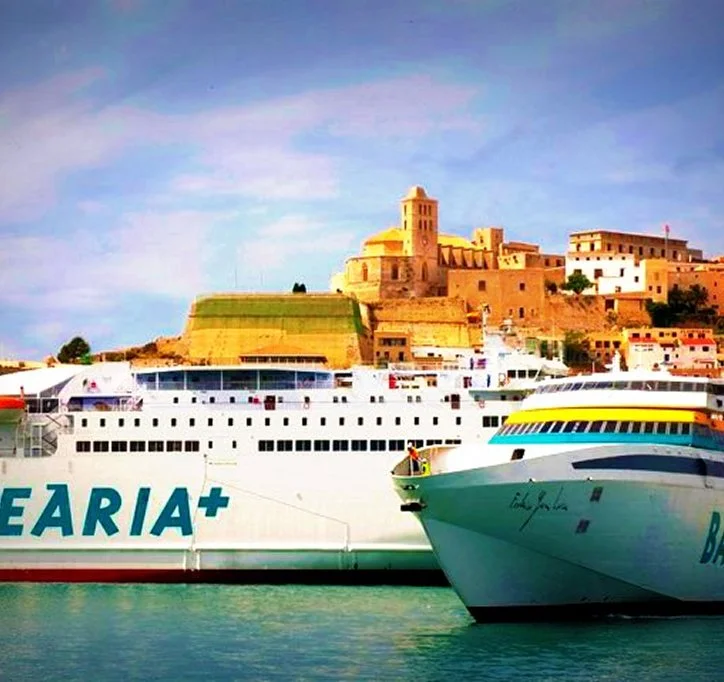 Cruceros de Baleària en puerto